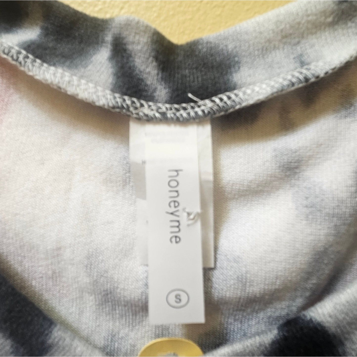 Honeyme Tie-Dye Black White Stars Stripes Print Vneck Top Rare HTF NWT Retired