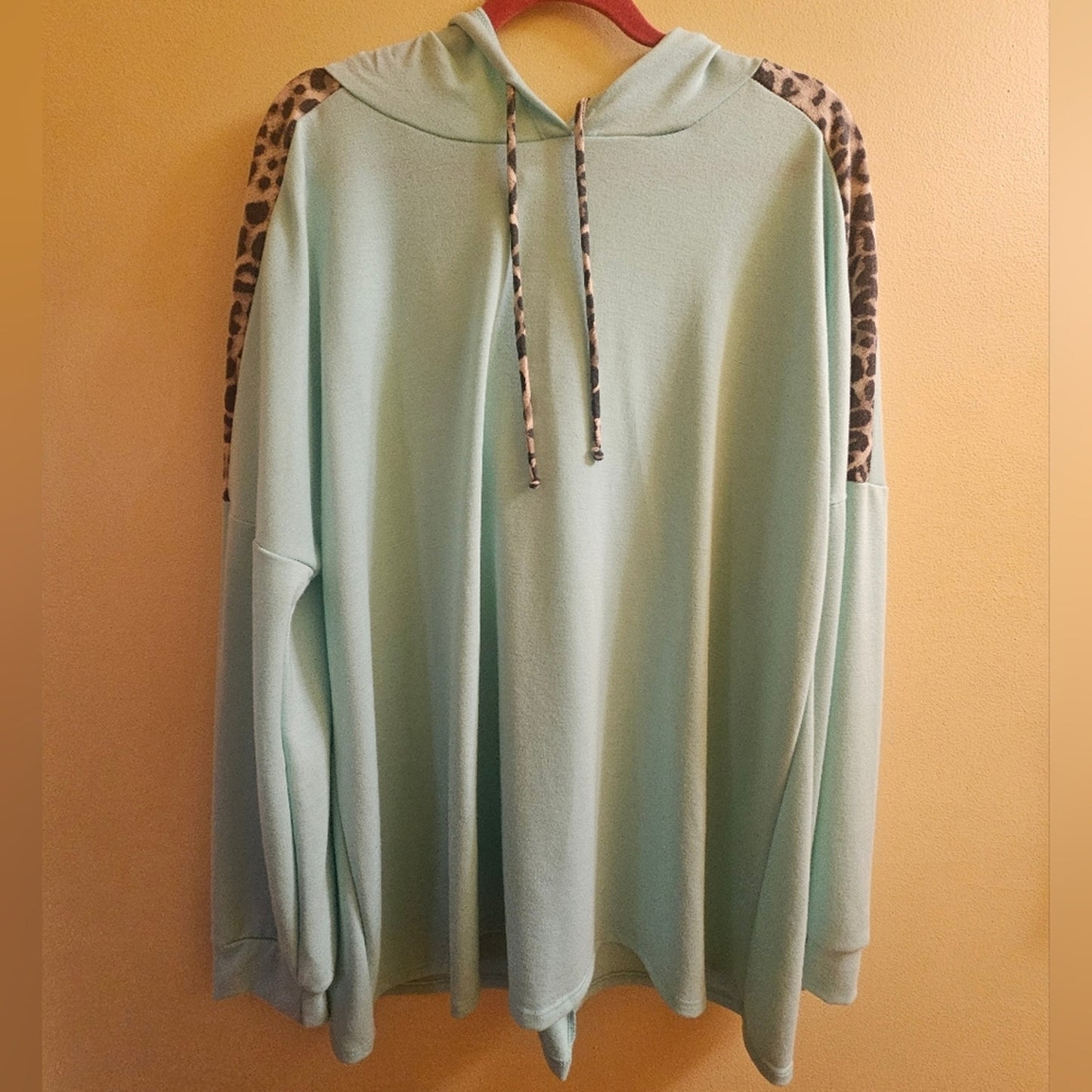 Heimish Mint Green Blue Sweatshirt Hoodie With Leopard Accents NWT 3X Light