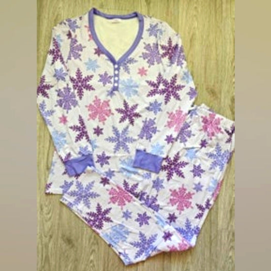 Shirley and Stone Winter Snowflake Pajama Set Top and Bottom Matching NWT